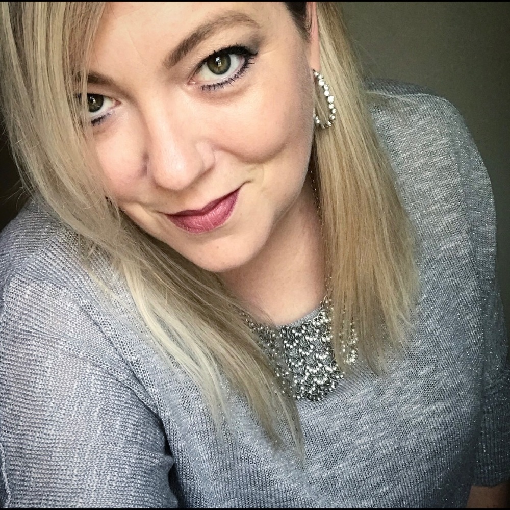 Meet your Posher, Leah